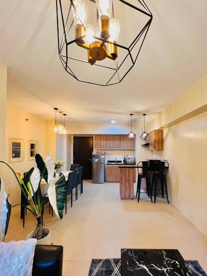 * *P Fantastic 2Br Option For 8 Apartment Iloilo City Bagian luar foto