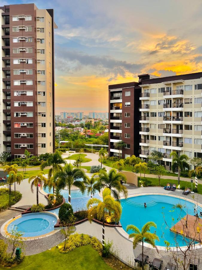 * *P Fantastic 2Br Option For 8 Apartment Iloilo City Bagian luar foto