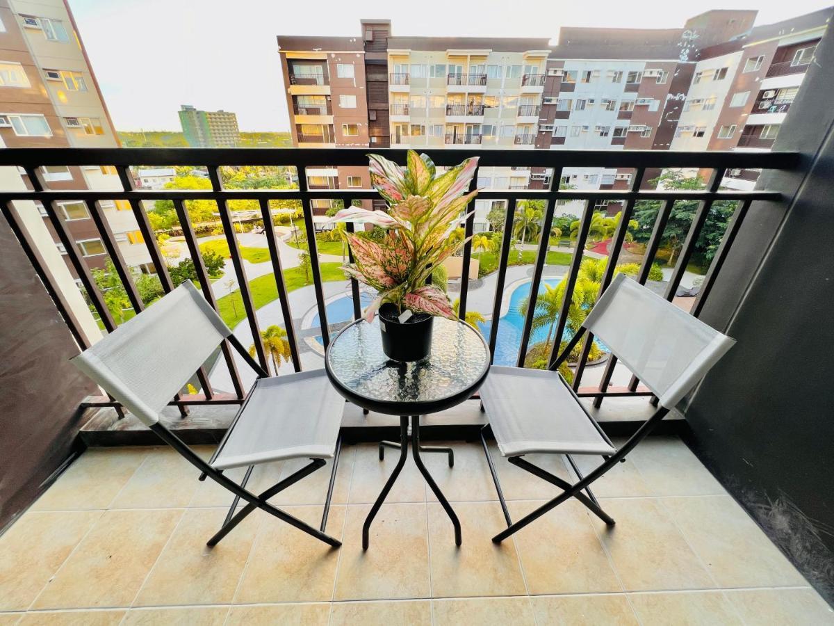 * *P Fantastic 2Br Option For 8 Apartment Iloilo City Bagian luar foto